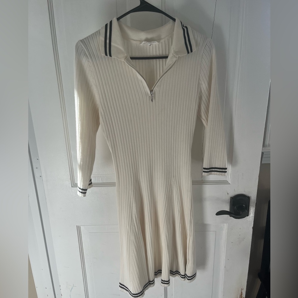 Lucky Brand Cream Long Sleeve Dress with Black Accents